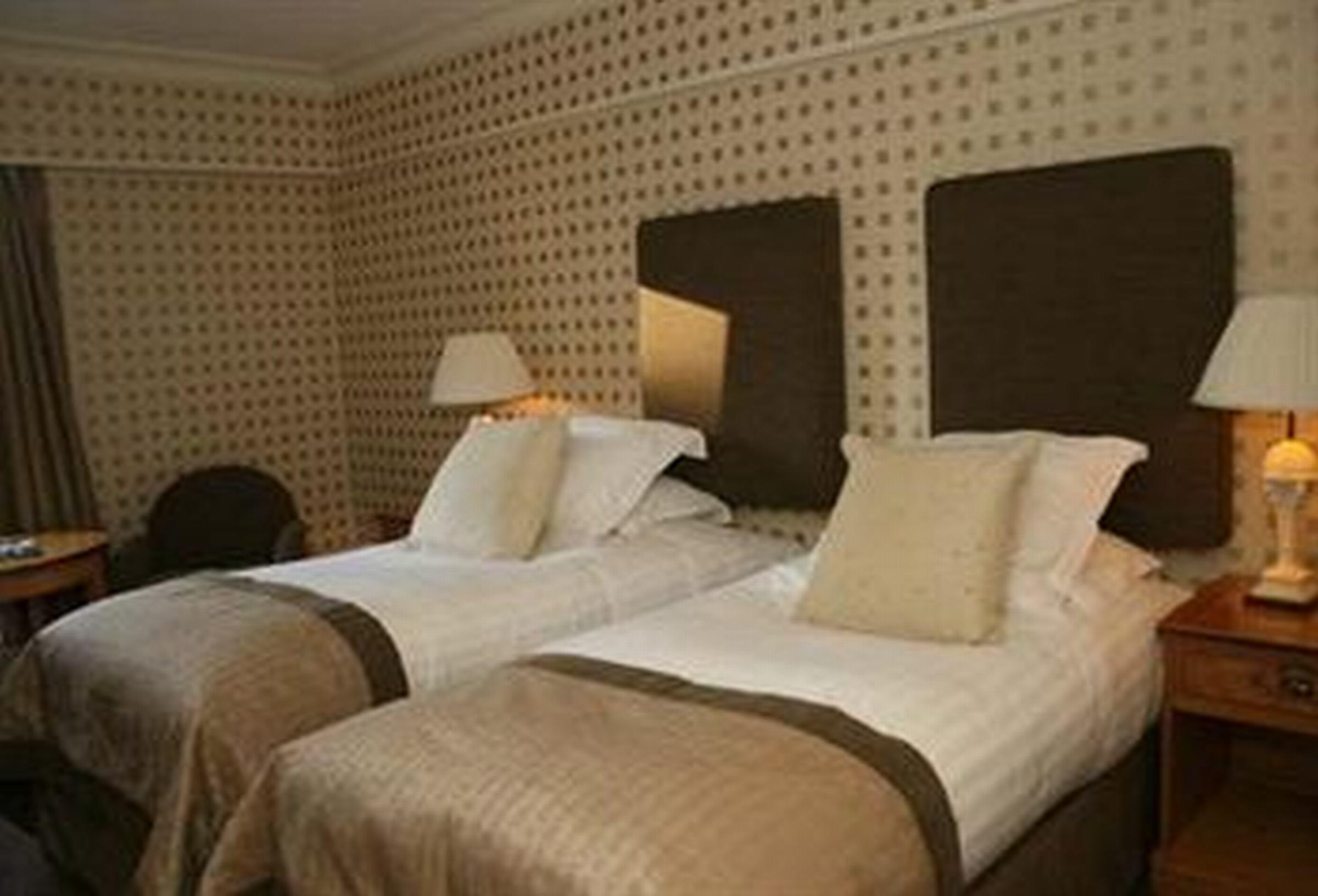 The Culloden Estate And Spa Holywood  Luaran gambar A room at the hotel