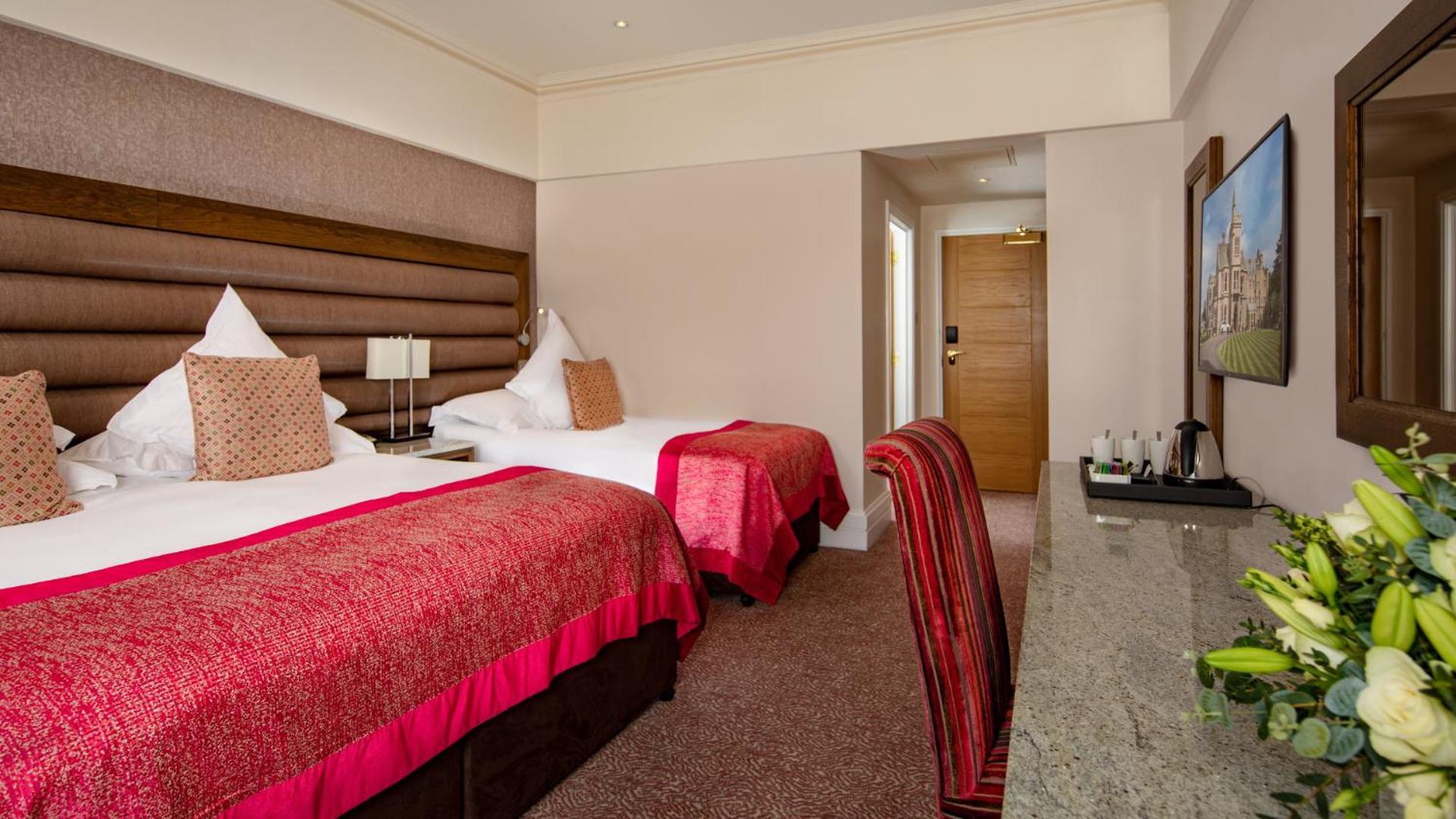 The Culloden Estate And Spa Holywood  Luaran gambar A room at the hotel