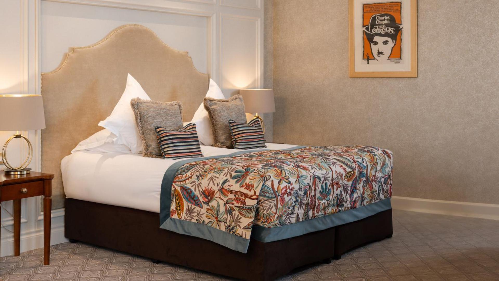 The Culloden Estate And Spa Holywood  Luaran gambar A bed with a bed frame