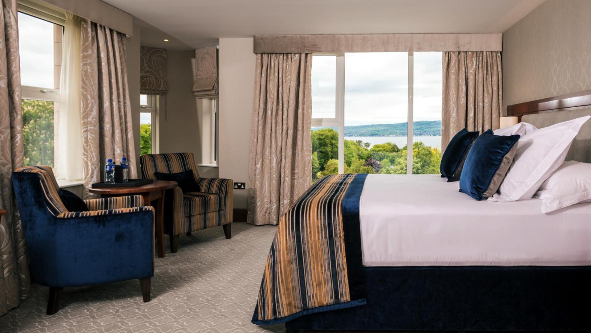 The Culloden Estate And Spa Holywood  Luaran gambar A bedroom at the hotel
